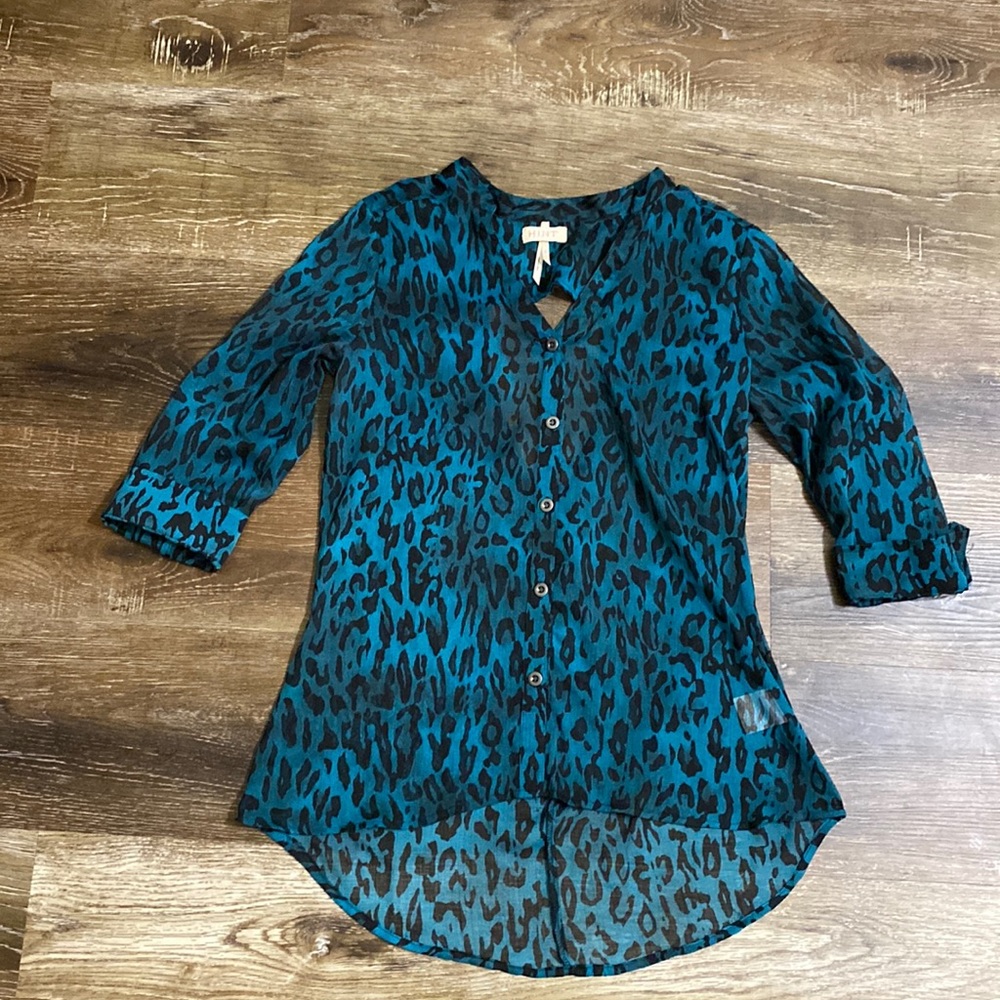 HINT “open Back Blouse